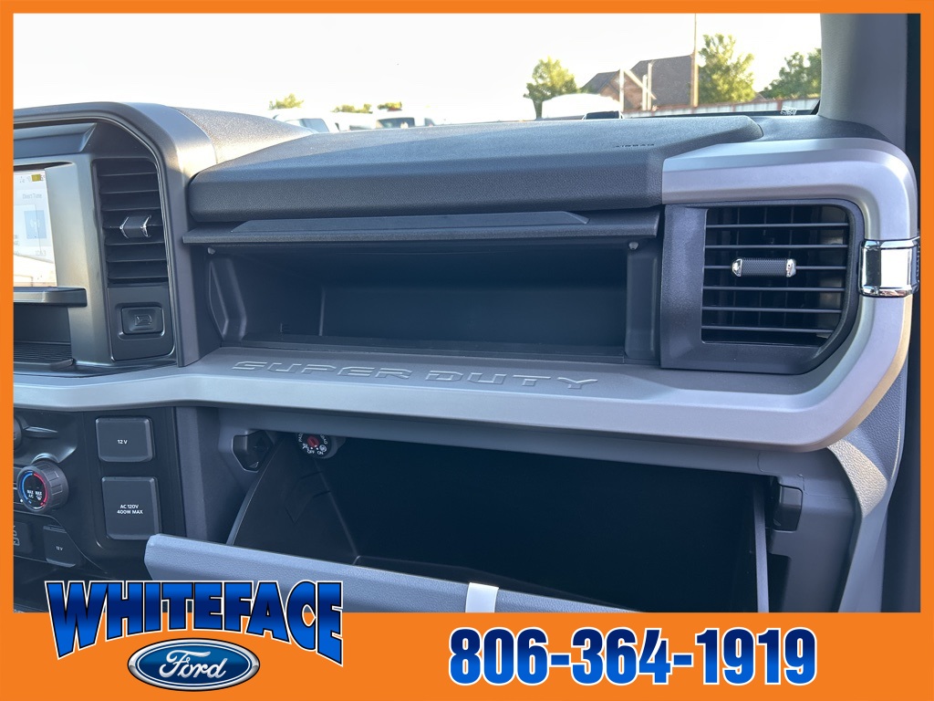 2025 Ford F-350 XLT photo 38