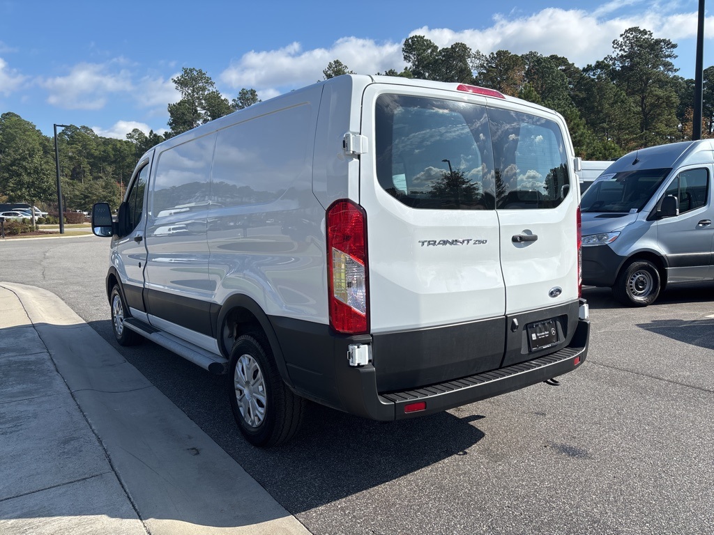 2024 Ford Transit photo 3