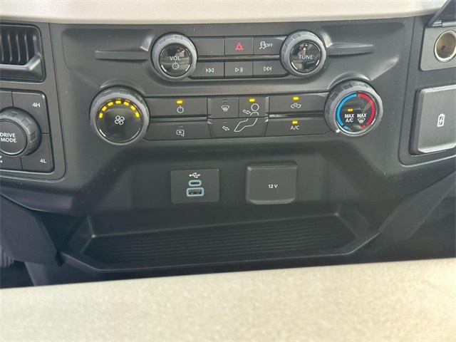 2026 Ford F-250 XL photo 8