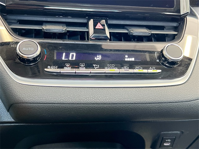 2024 Toyota Corolla LE photo 14