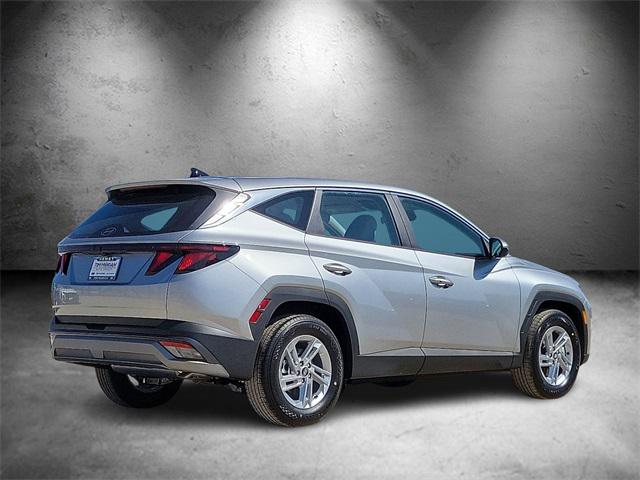 2025 Hyundai Tucson SE photo 4
