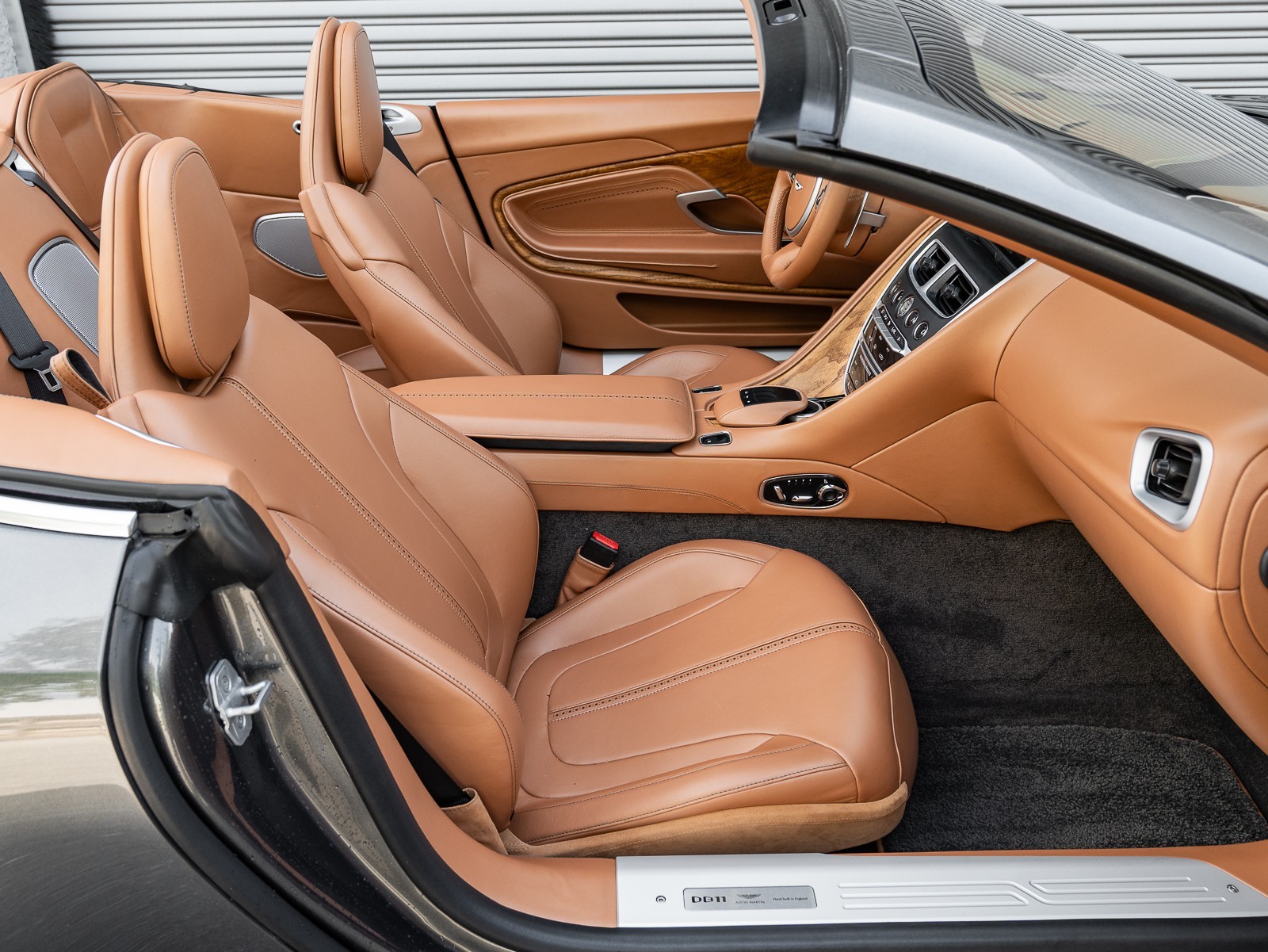 2019 Aston Martin DB11 AM5 photo 24