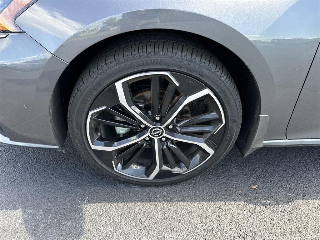 2024 Nissan Altima 2.5 SR photo 10