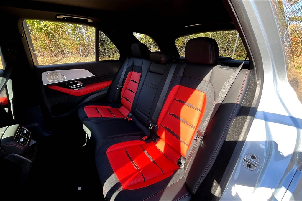 2025 Mercedes Benz GLE 53 AMG 4MATIC photo 9