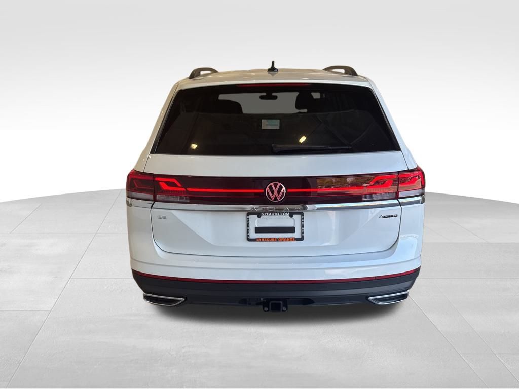 2026 Volkswagen Atlas SE Technology photo 4