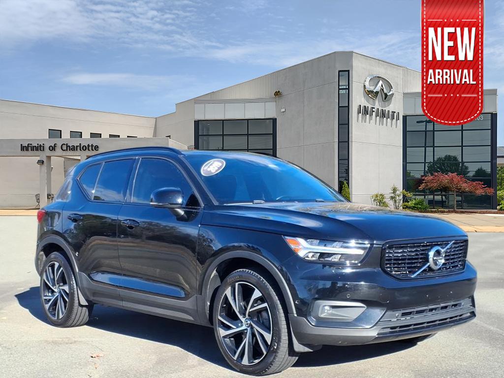 2019 Volvo XC40 R-Design's photo