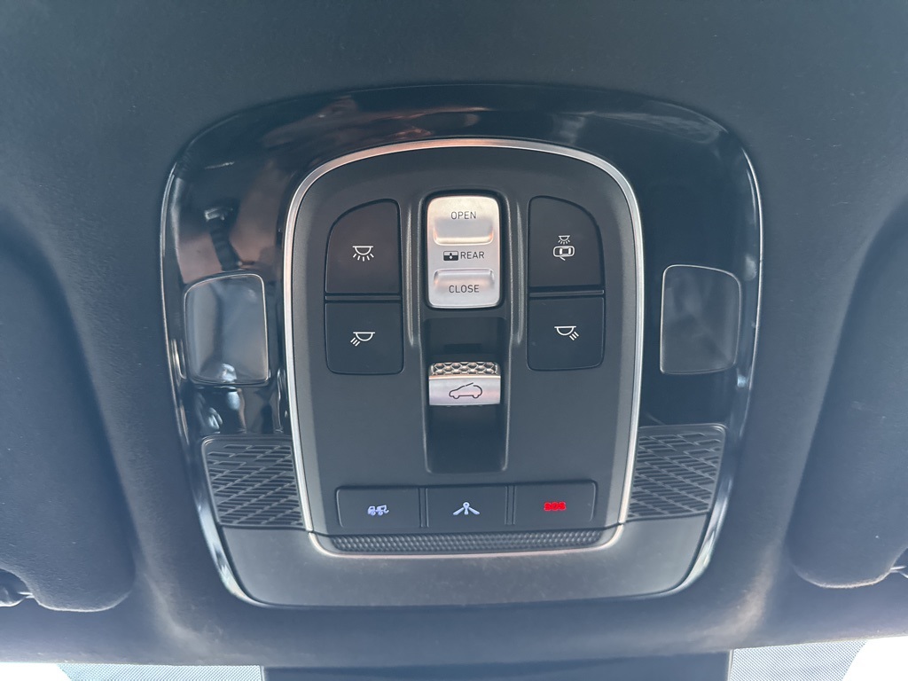2020 Hyundai Palisade Limited photo 15