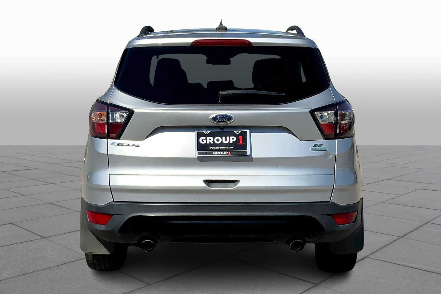 2018 Ford Escape SE photo 4