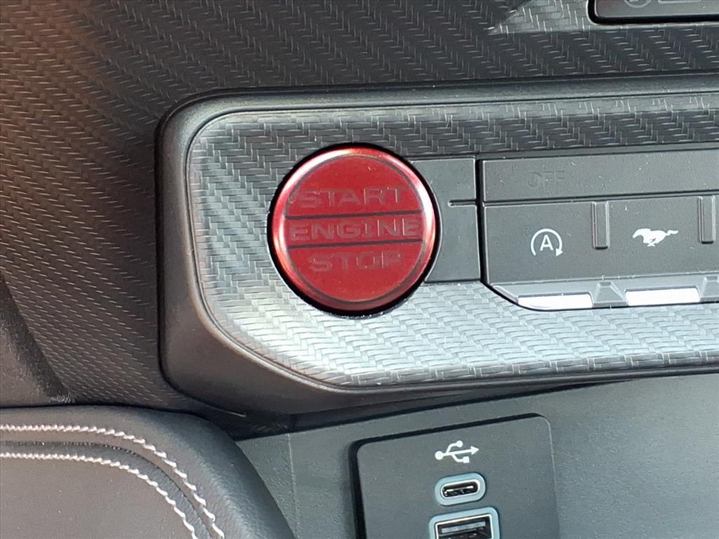 2024 Ford Mustang EcoBoost Premium photo 11
