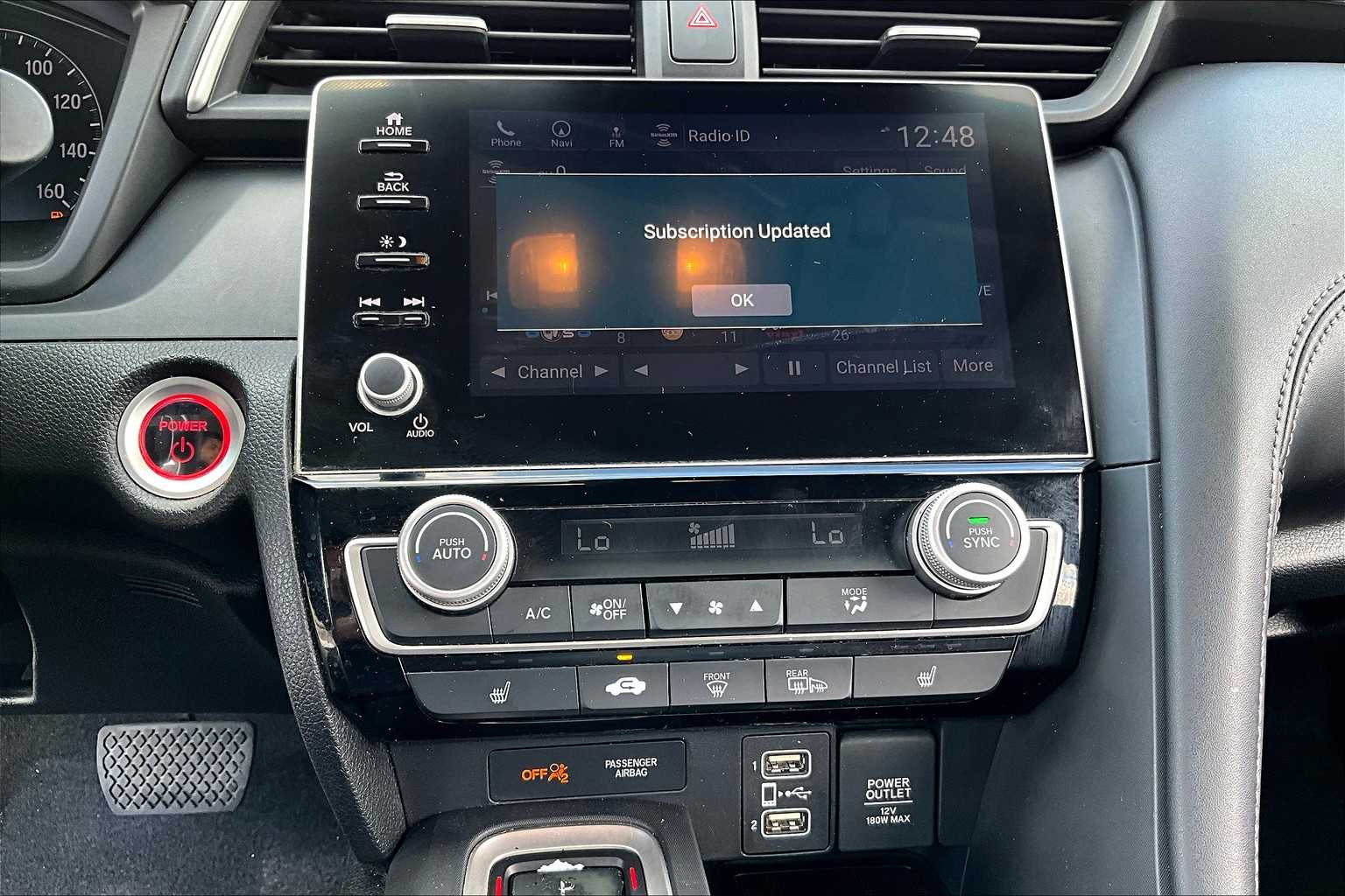 2019 Honda Insight Touring photo 31