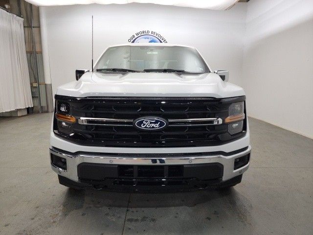 2025 Ford F-150 XLT photo 4