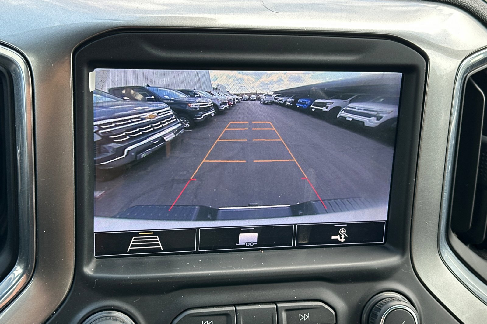 2020 Chevrolet Silverado 2500HD LT photo 17