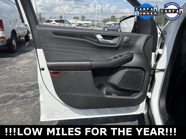 2023 Ford Escape ST-Line Select photo 19