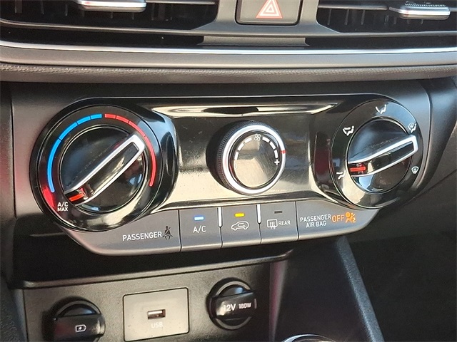 2023 Hyundai Kona SEL photo 14