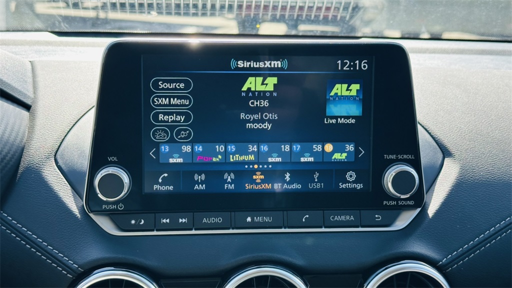 2025 Nissan Sentra SV photo 19