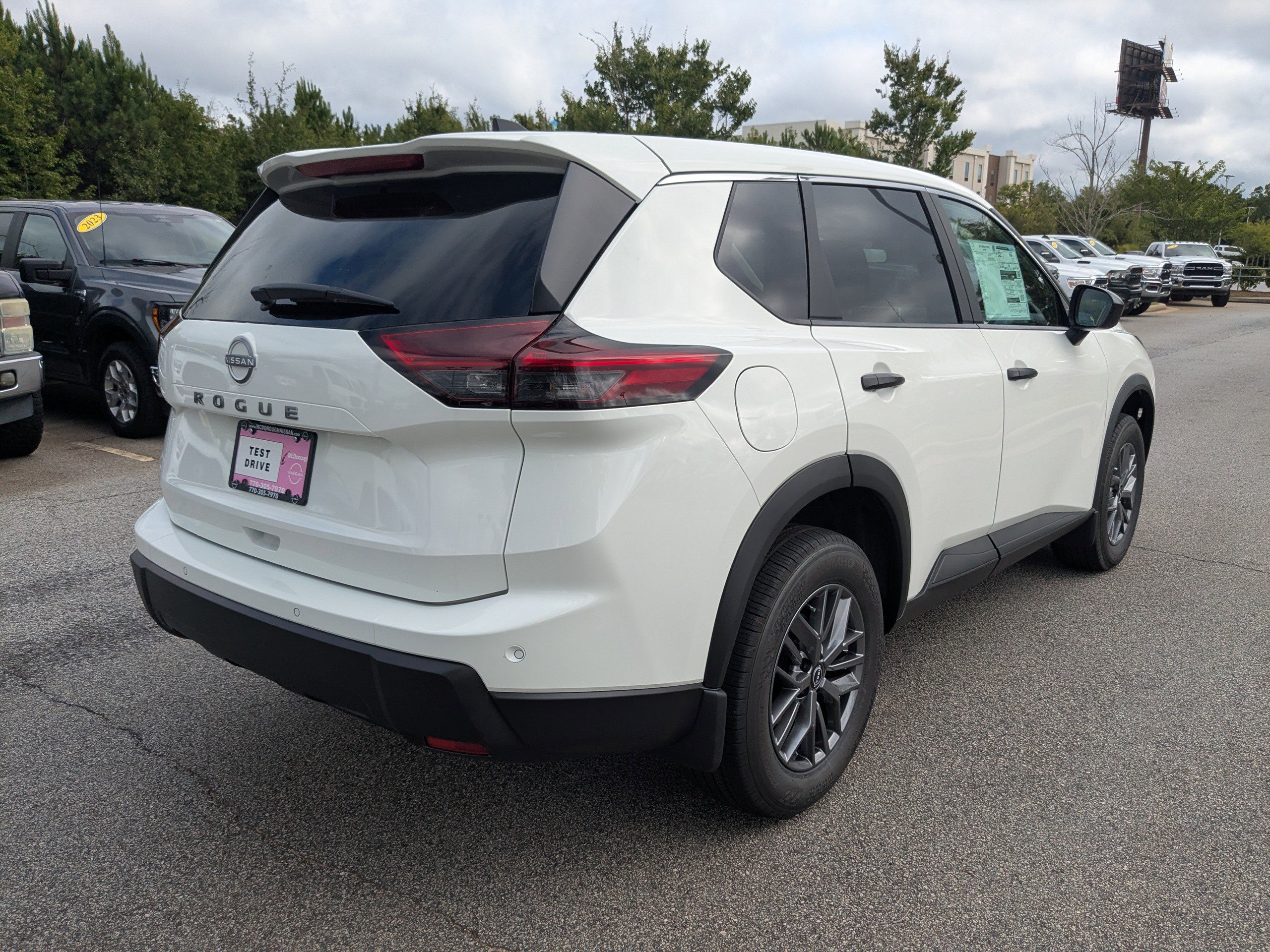 2026 Nissan Rogue S photo 2