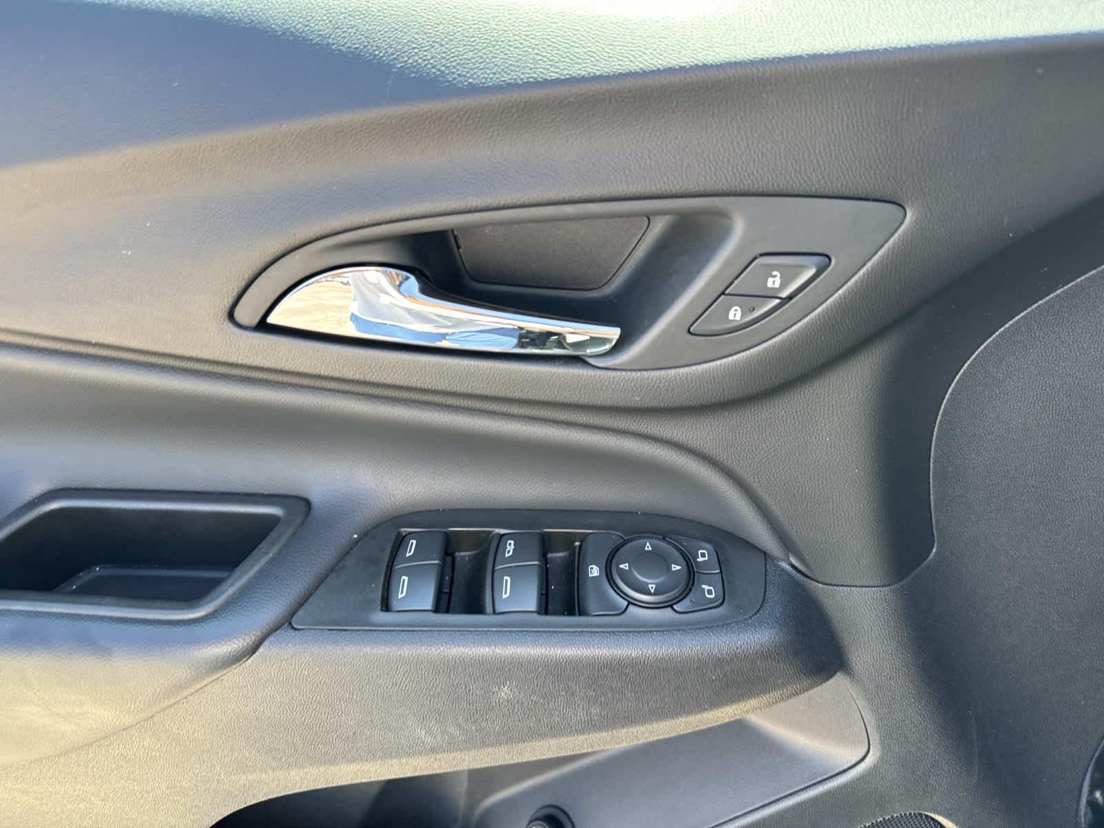 2024 Chevrolet Equinox LT photo 41