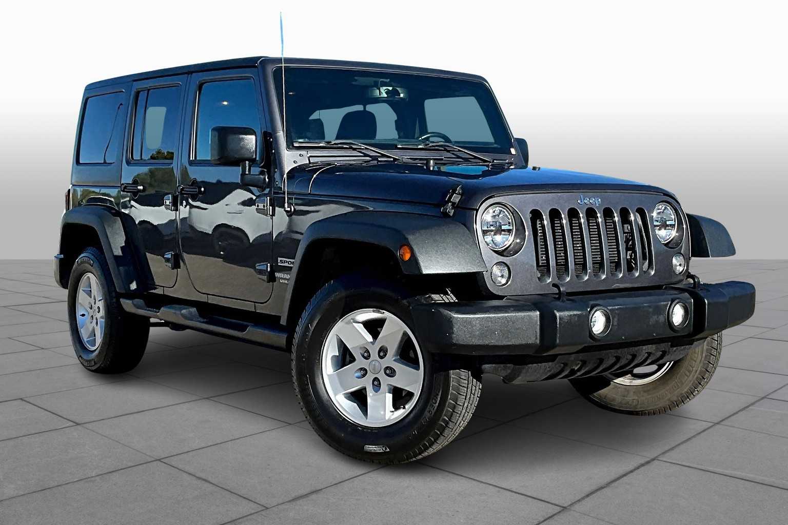 2017 Jeep Wrangler Unlimited Sport photo 2