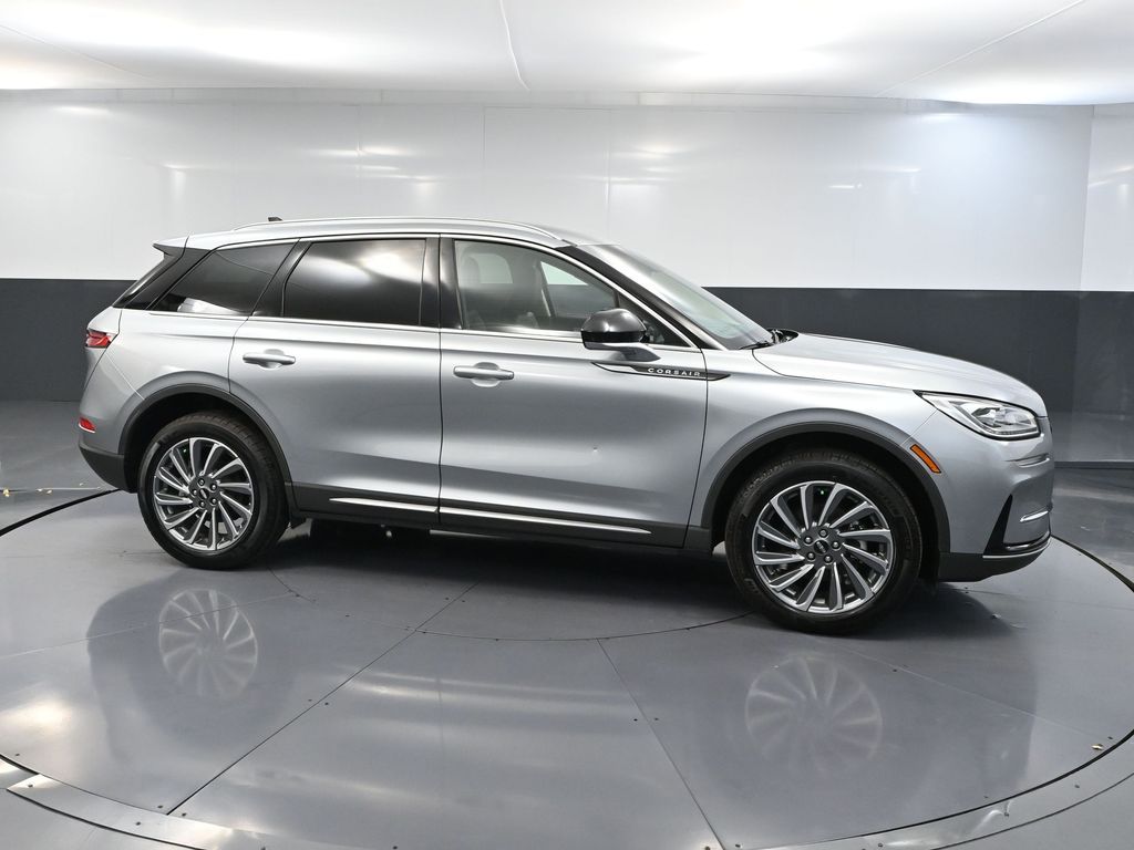 2024 Lincoln Corsair Reserve photo 3