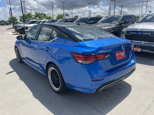 2022 Nissan Sentra SR photo 4