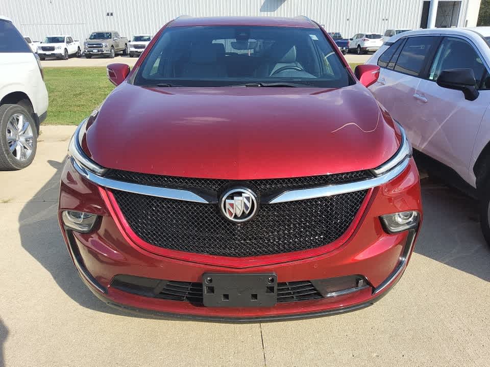 2024 Buick Enclave Essence photo 2