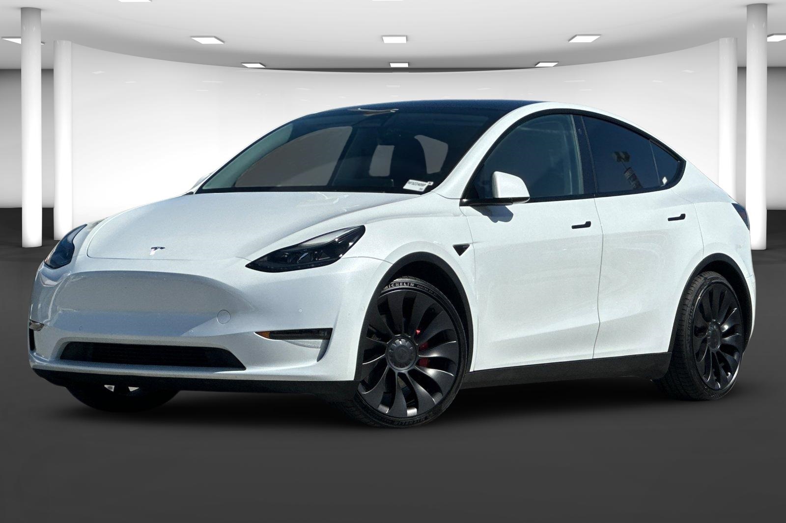 Used 2022 Tesla Model Y Performance with VIN 7SAYGDEF3NF522409 for sale in Madera, CA