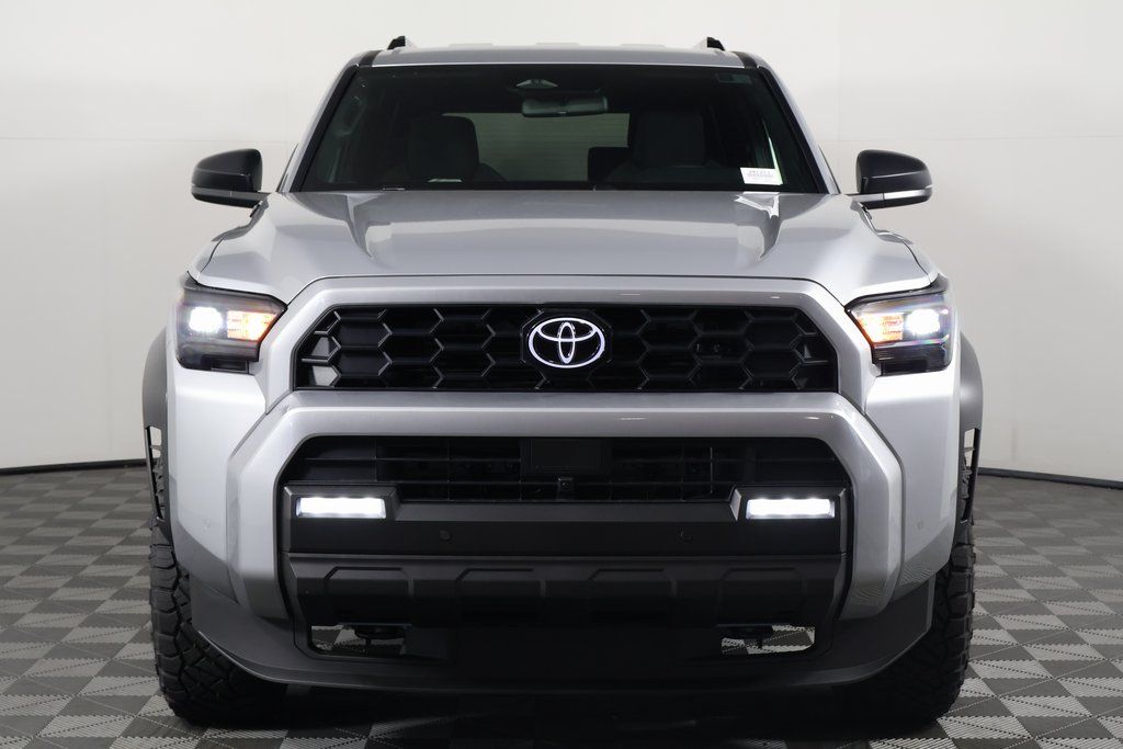 2025 Toyota 4Runner TRD Off-Road photo 2