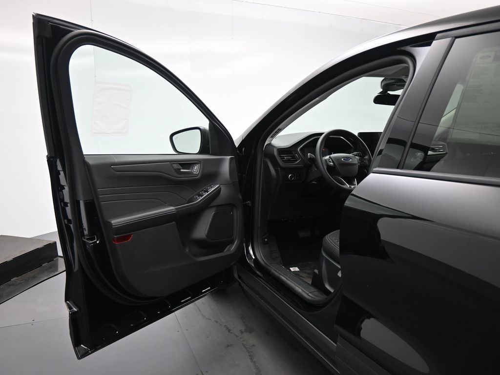 2025 Ford Escape Active photo 7