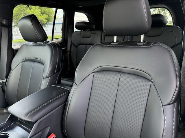 2025 Jeep Grand Cherokee Limited photo 20
