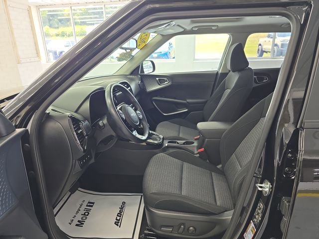 2023 Kia Soul EX photo 15