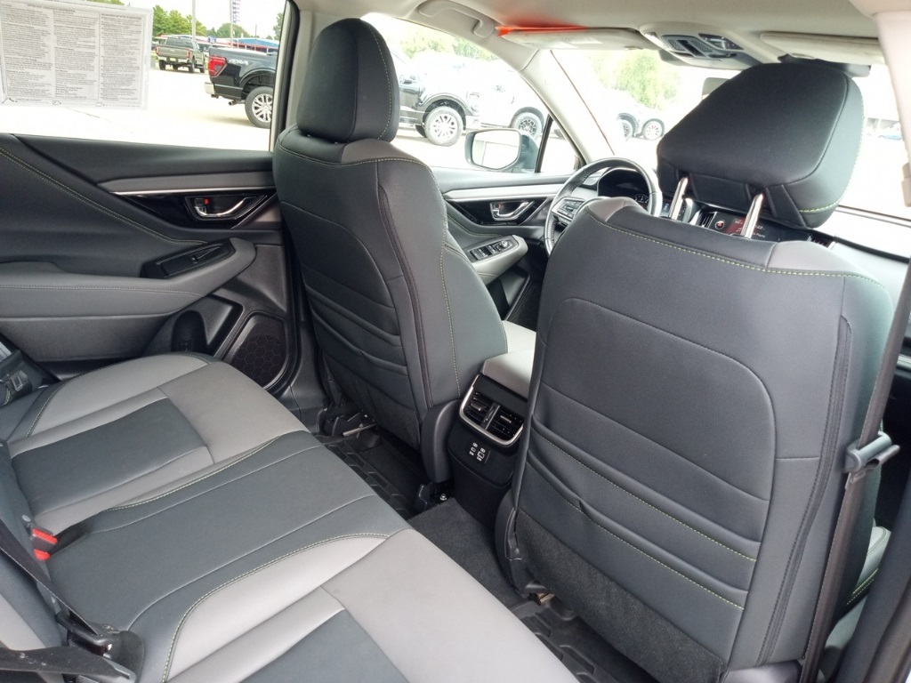 2023 Subaru Outback Onyx Edition photo 21