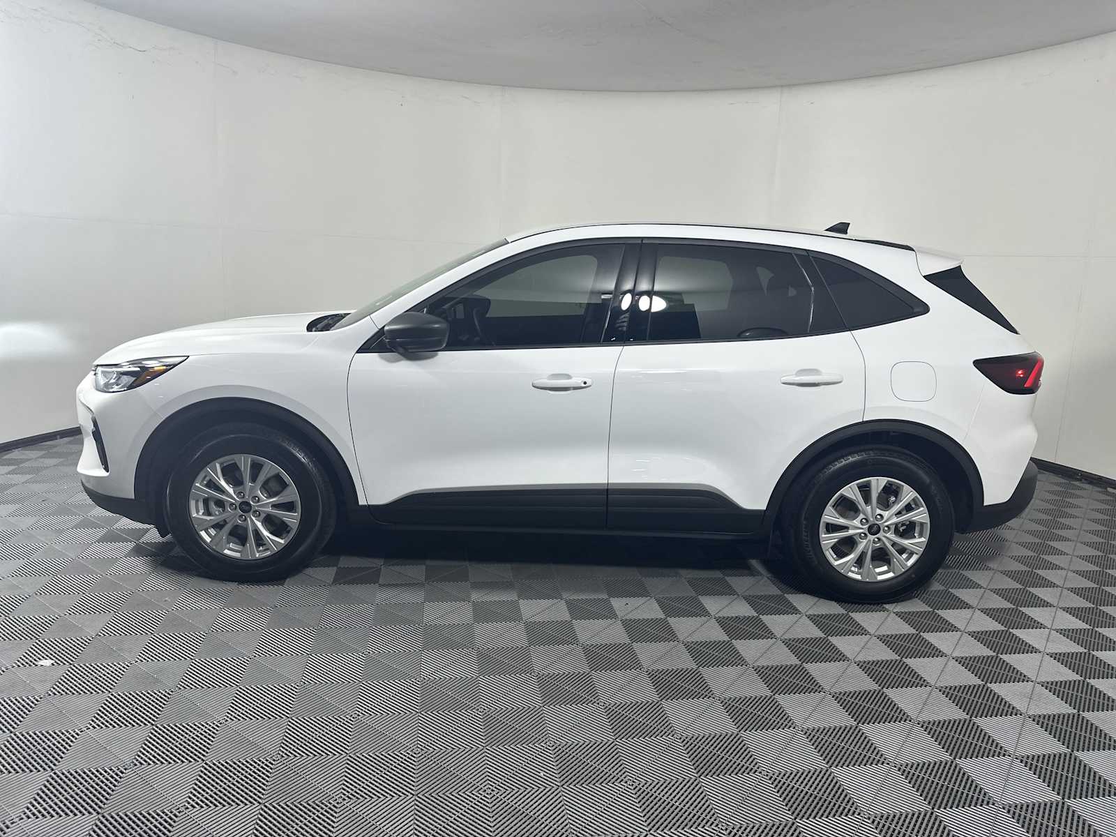 2025 Ford Escape Active photo 4