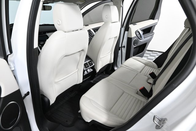 2022 Land Rover Discovery Sport SE photo 14