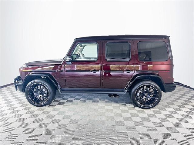 2025 Mercedes Benz G AMG 63 photo 4