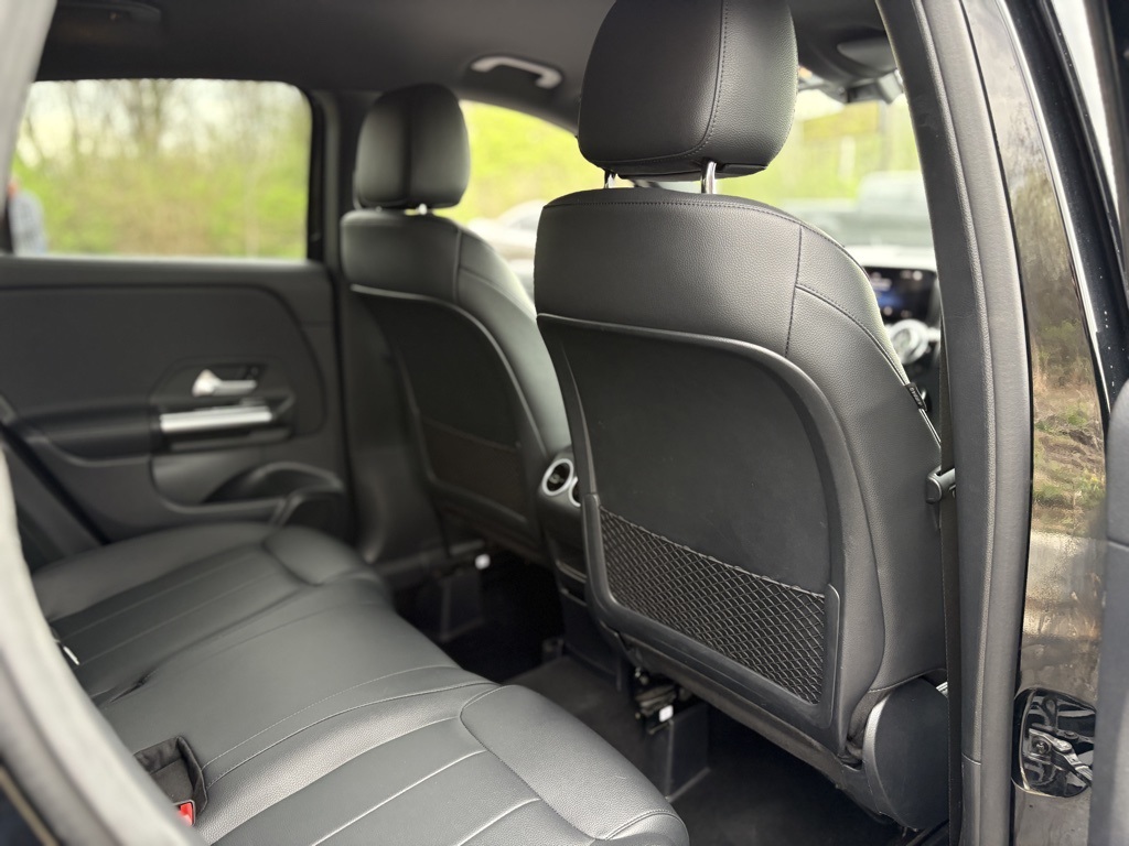 2022 Mercedes Benz GLA 250 photo 25