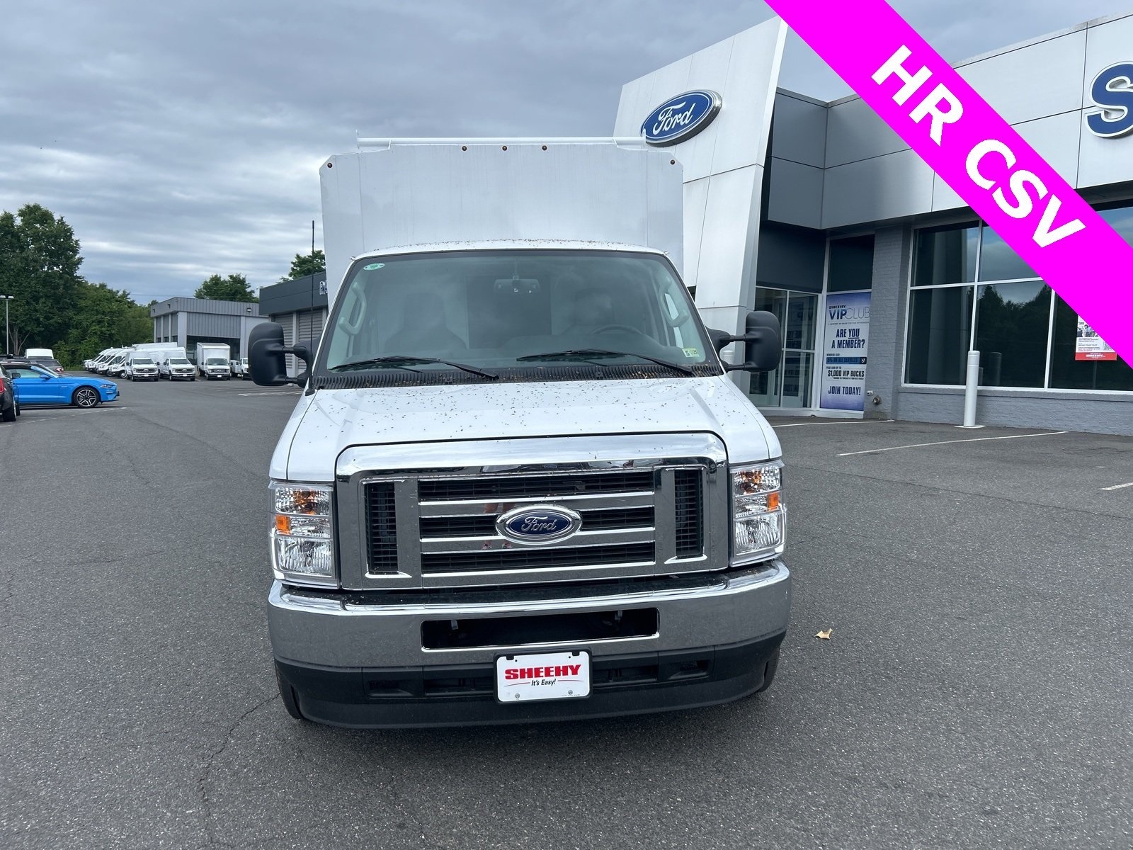 2025 Ford E-350 Base photo 3