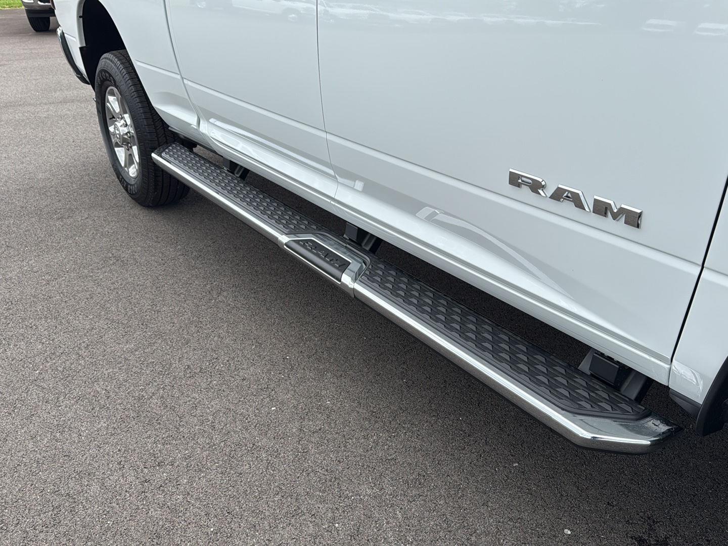 2025 Ram 2500 Big Horn photo 19