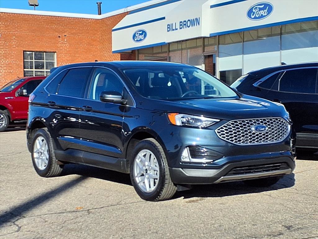 2024 Ford Edge SEL's photo