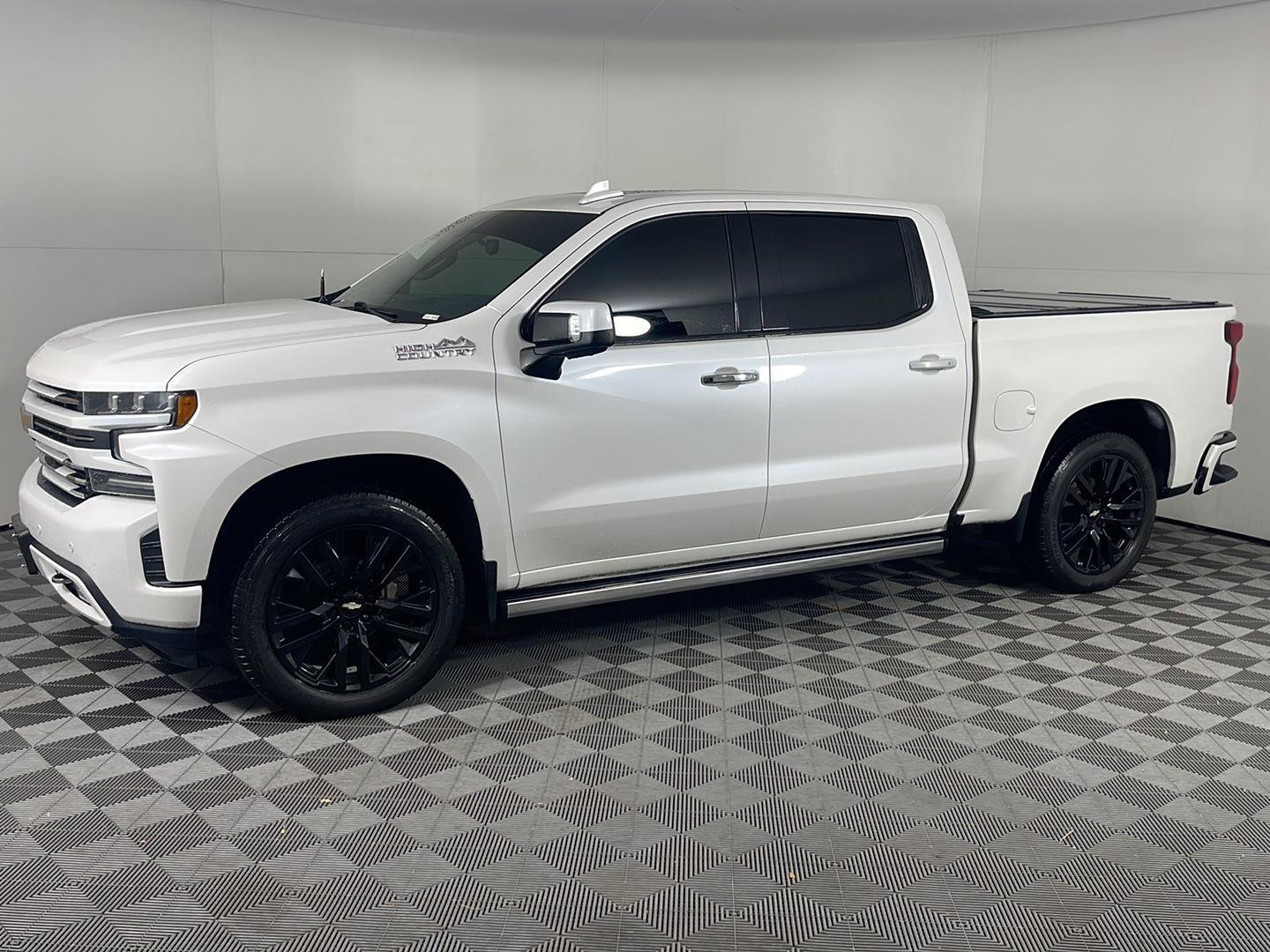 2019 Chevrolet Silverado 1500 High Country's photo