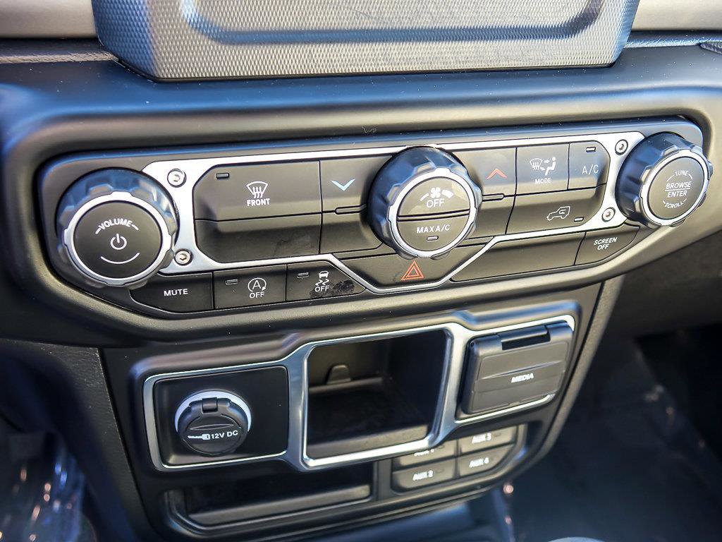 2022 JEEP WRANGLER - Image 22