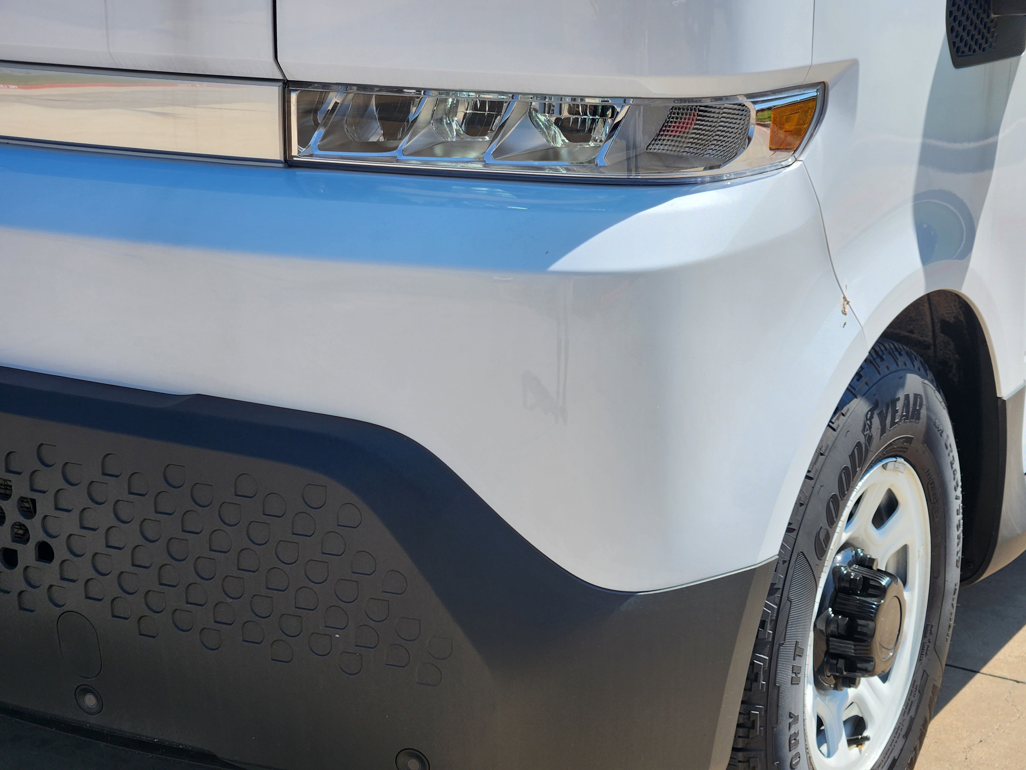 2025 Chevrolet BrightDrop 400 photo 9