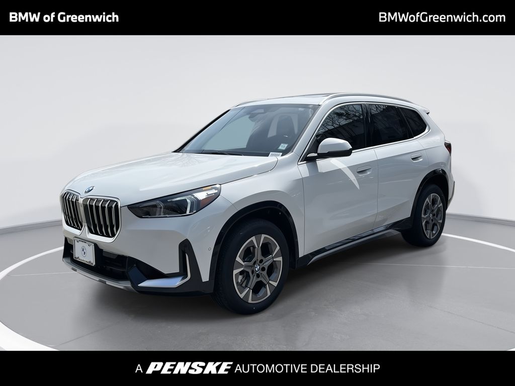 2025 BMW X1 28i's photo