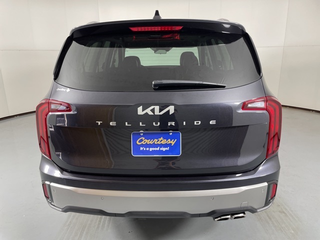 2025 Kia Telluride S photo 4