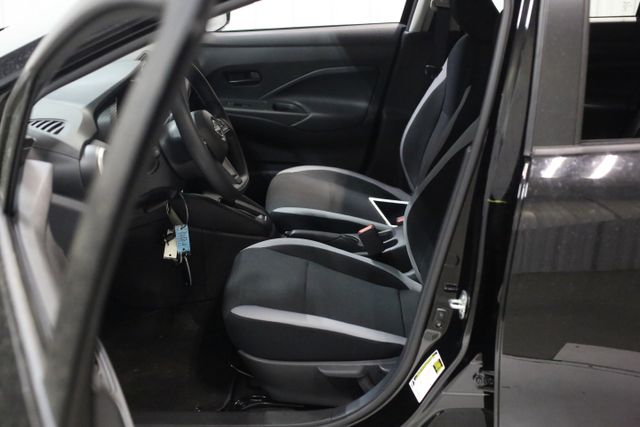 2025 Nissan Versa S photo 8