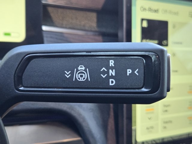2023 Rivian R1S Launch Edition photo 15