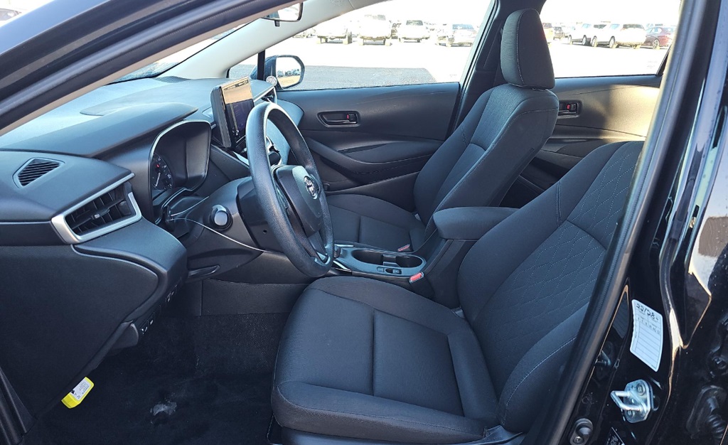 2024 Toyota Corolla LE photo 3