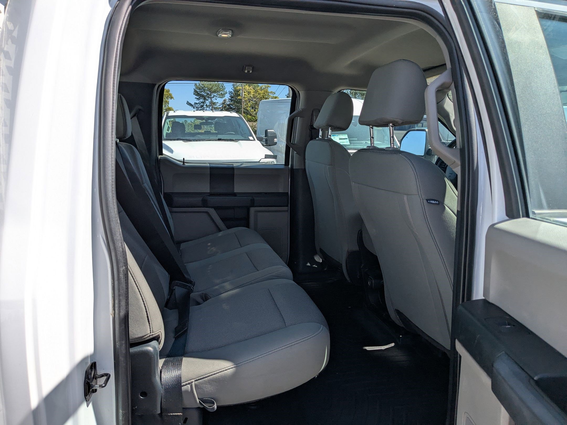 2020 Ford F-350 XL photo 23