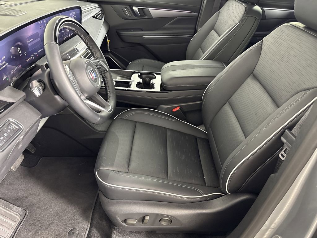 2025 Buick Enclave Sport Touring photo 7