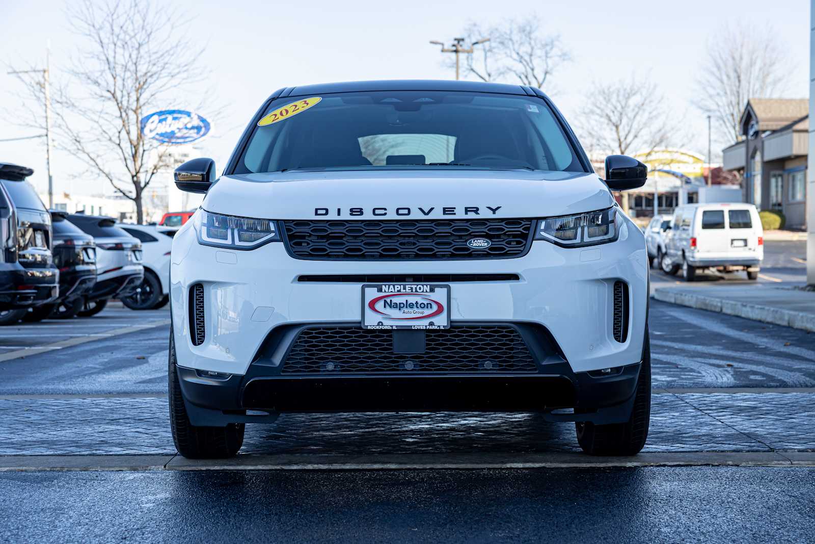 2023 Land Rover Discovery Sport S photo 2