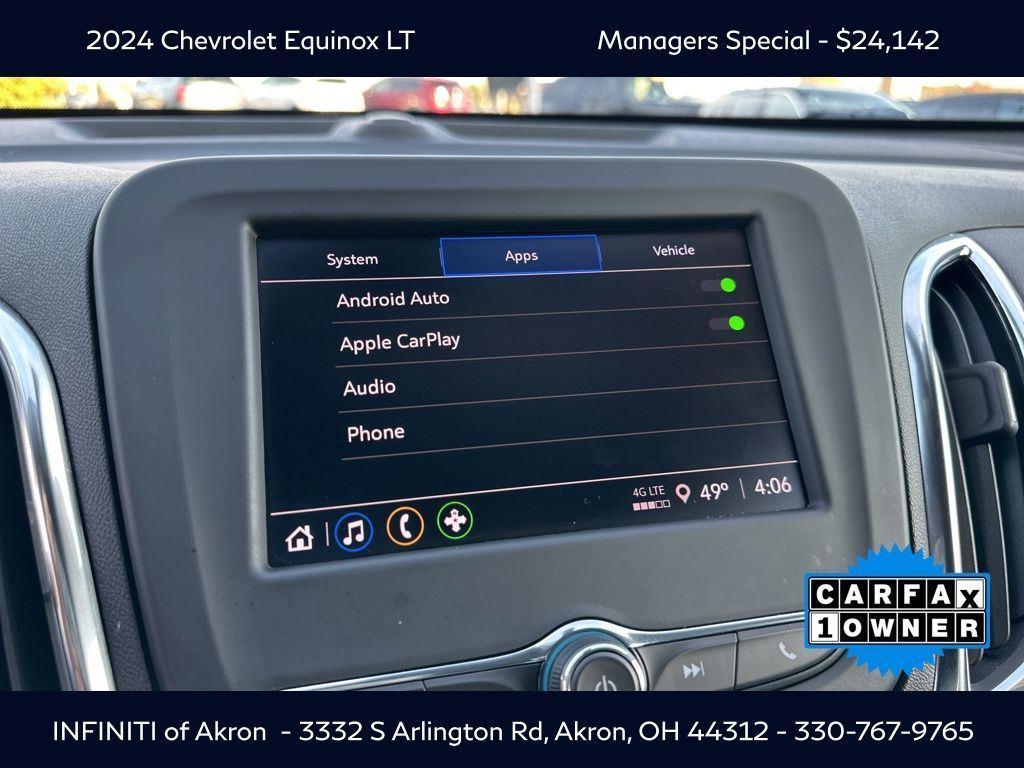2024 Chevrolet Equinox LT photo 2